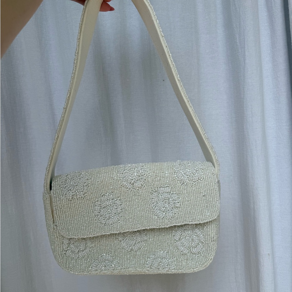 Francesca's Collections Cream Beaded Shoulder Bag